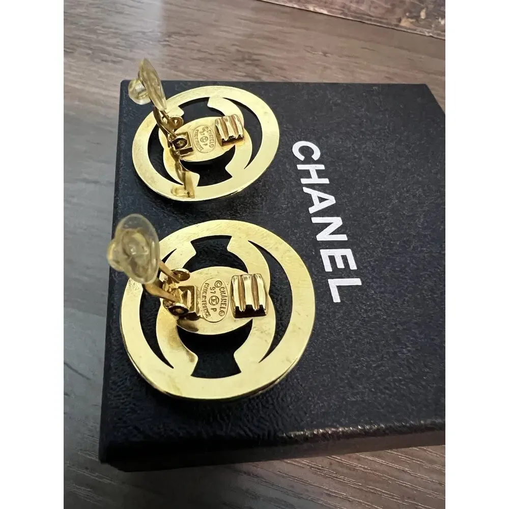 Vintage Chanel 97P Gold Tone Oversized CC Logo Clip Earrings Made in France